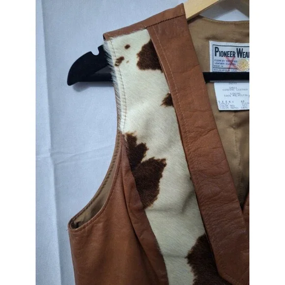 Vintage Pioneer Wear Cowhide Leather Vest Women Sz 12 Cow Print Western USA Made - Picture 8 of 14